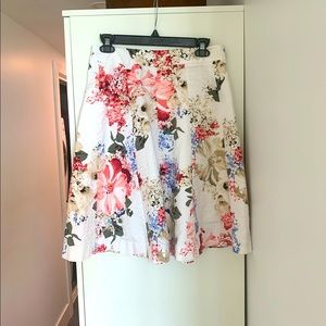 White House - Black Market Skirt